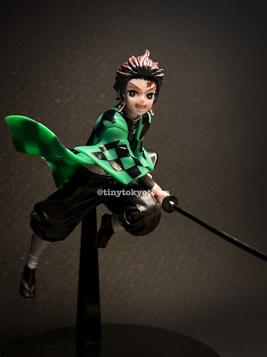 Demon Slayer - Tanjiro mid-air Strike Action Figure