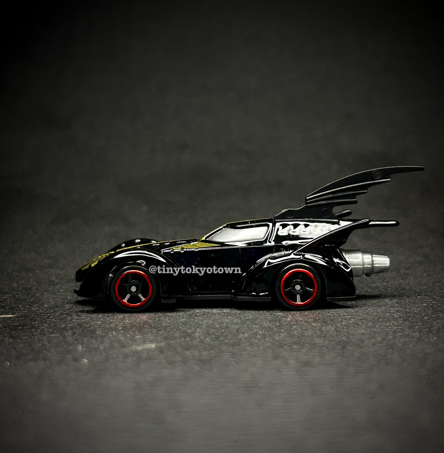 Bat Car – Night Wing Assault Model 02