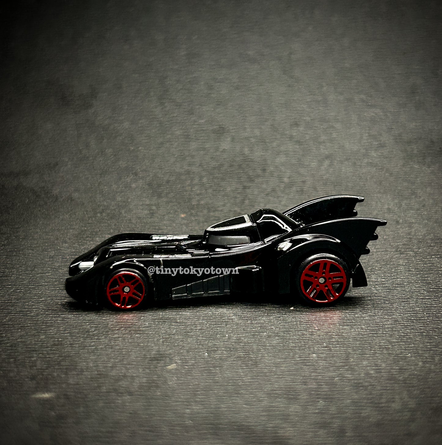 Bat Car – Dark Knight Tactical Model 04