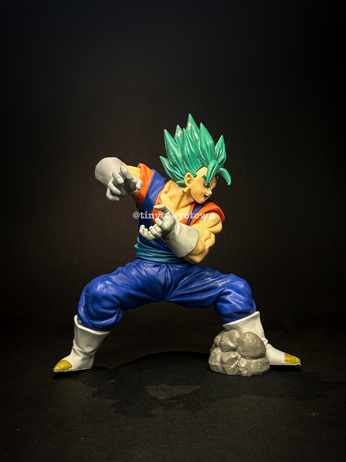DBZ - Vegito – Super Saiyan Blue Fusion Edition