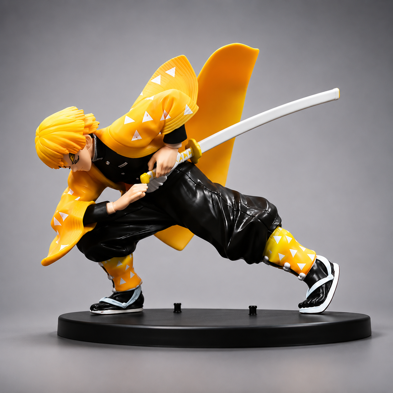 Demon Slayer - Zenitsu Thunder Pose (14cm)